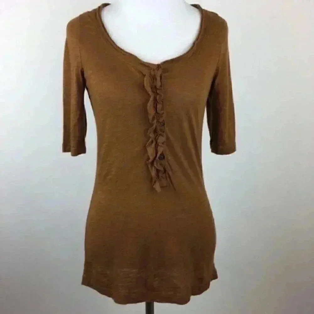 Old Navy Top Size Small Petite Ruffle 3/4 Sleeve